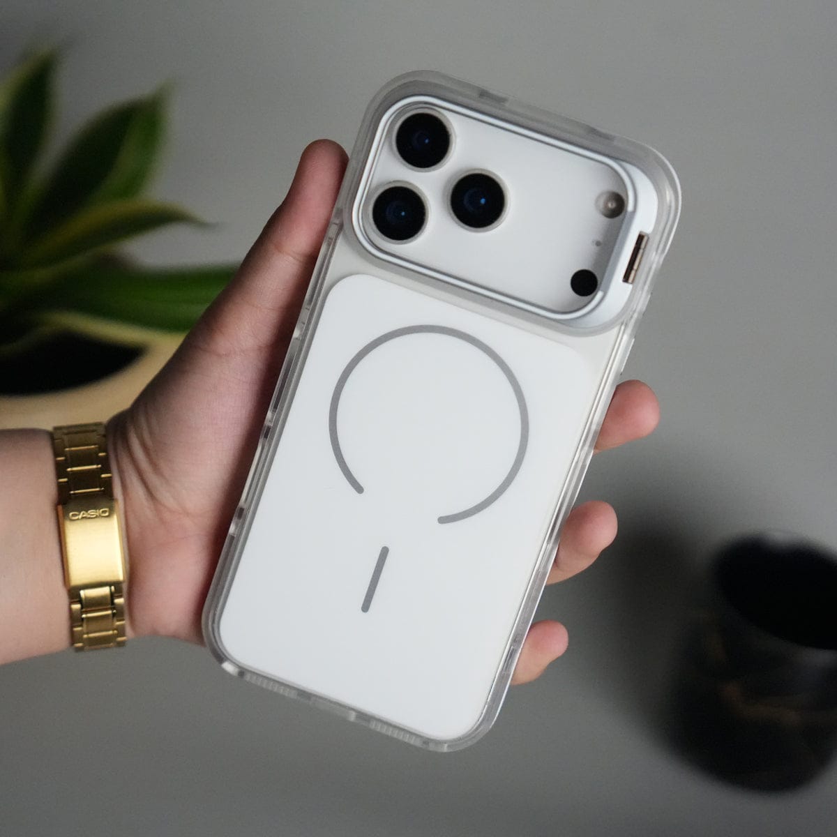 iPhone 17 Pro Max Matte Finish MagSafe Case with Ultra-Slim Metal Kickstand