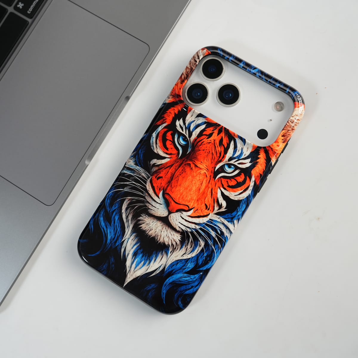 iPhone Tiger Face HD Glossy Double layer Tough Cover