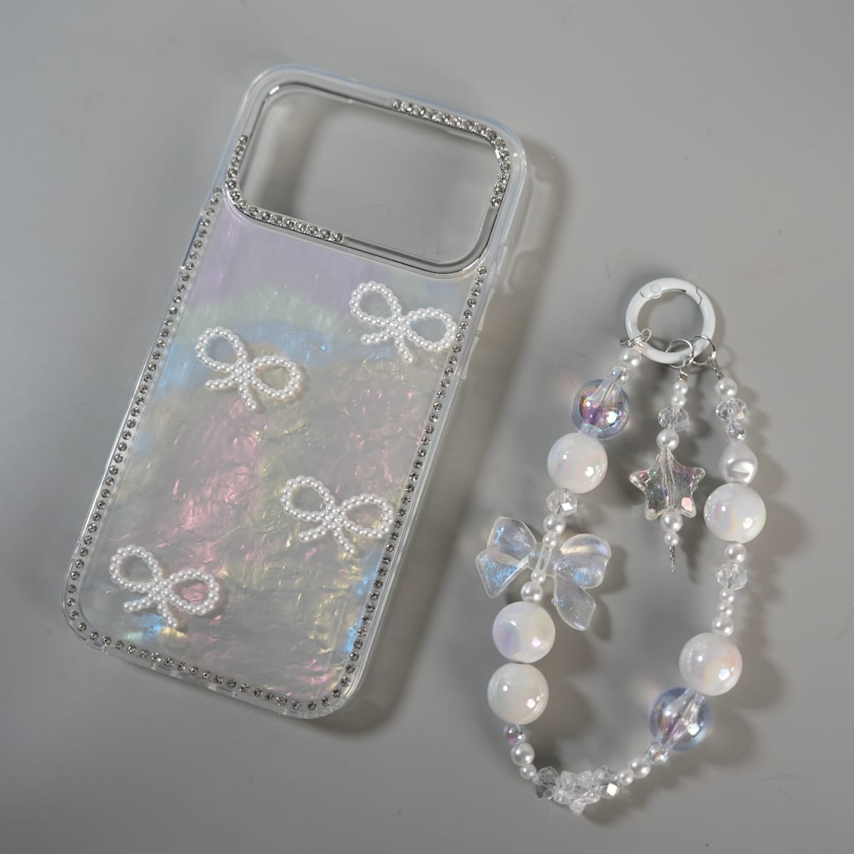 iPhone Series Premium Pearl Bow Crystal Border Shimmer Case
