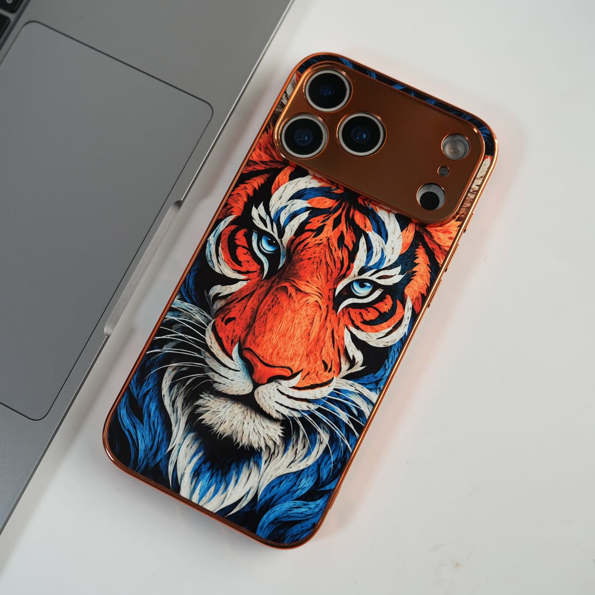 iPhone Series Tiger Face Chrome Armor Case