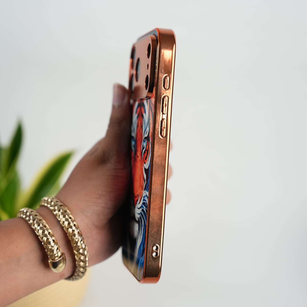iPhone Series Tiger Face Chrome Armor Case