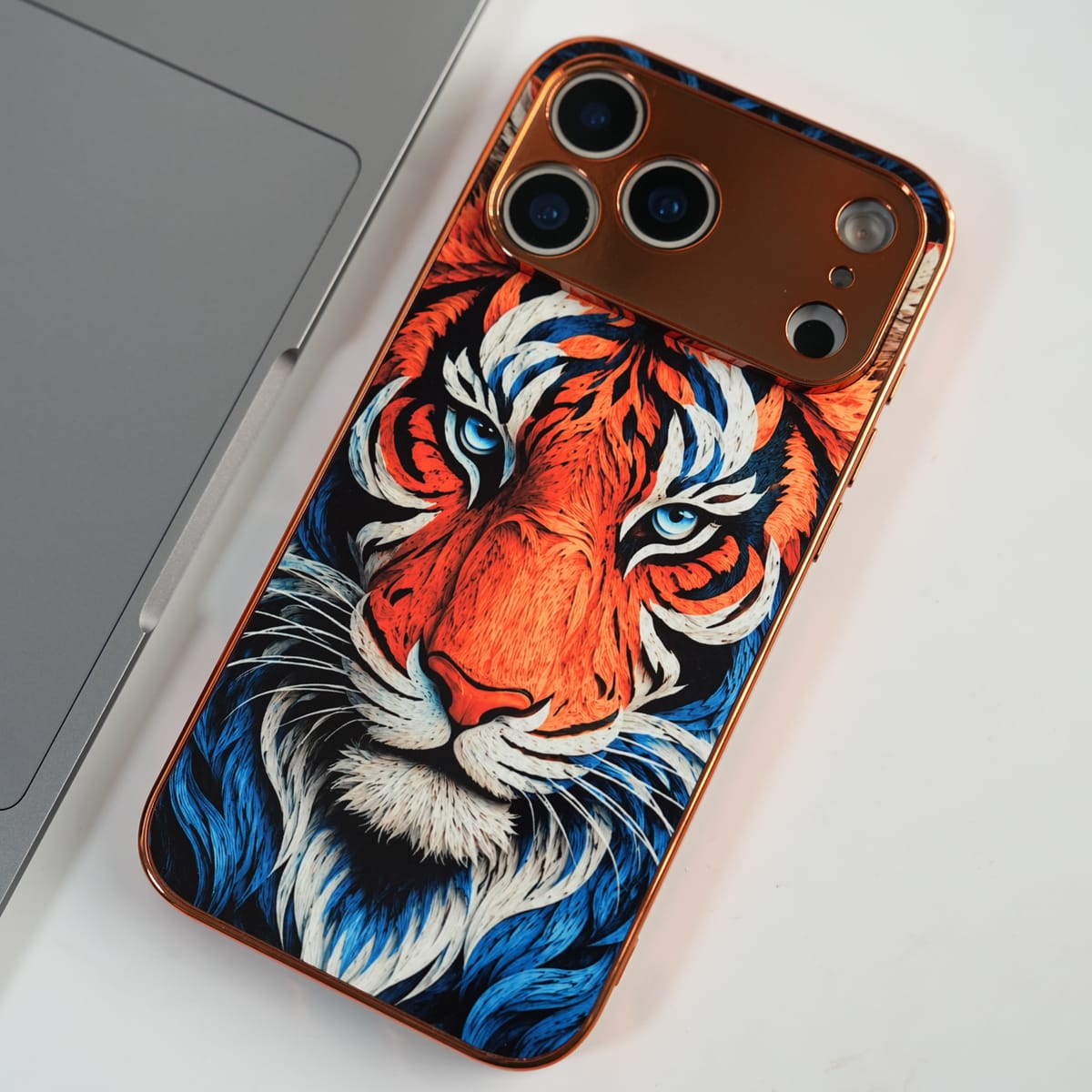 iPhone Series Tiger Face Chrome Armor Case