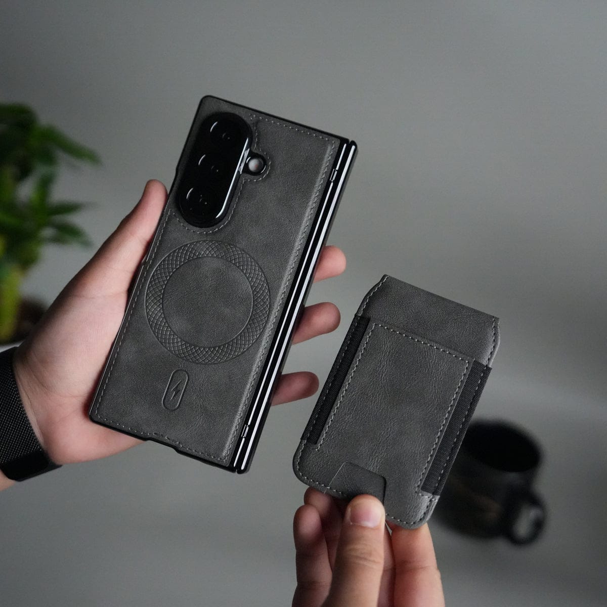 Magnetic PU Leather Flip Kickstand Credit Wallet Card Holder Slots Covers for Samsung Galaxy Z Fold 8 Ultra