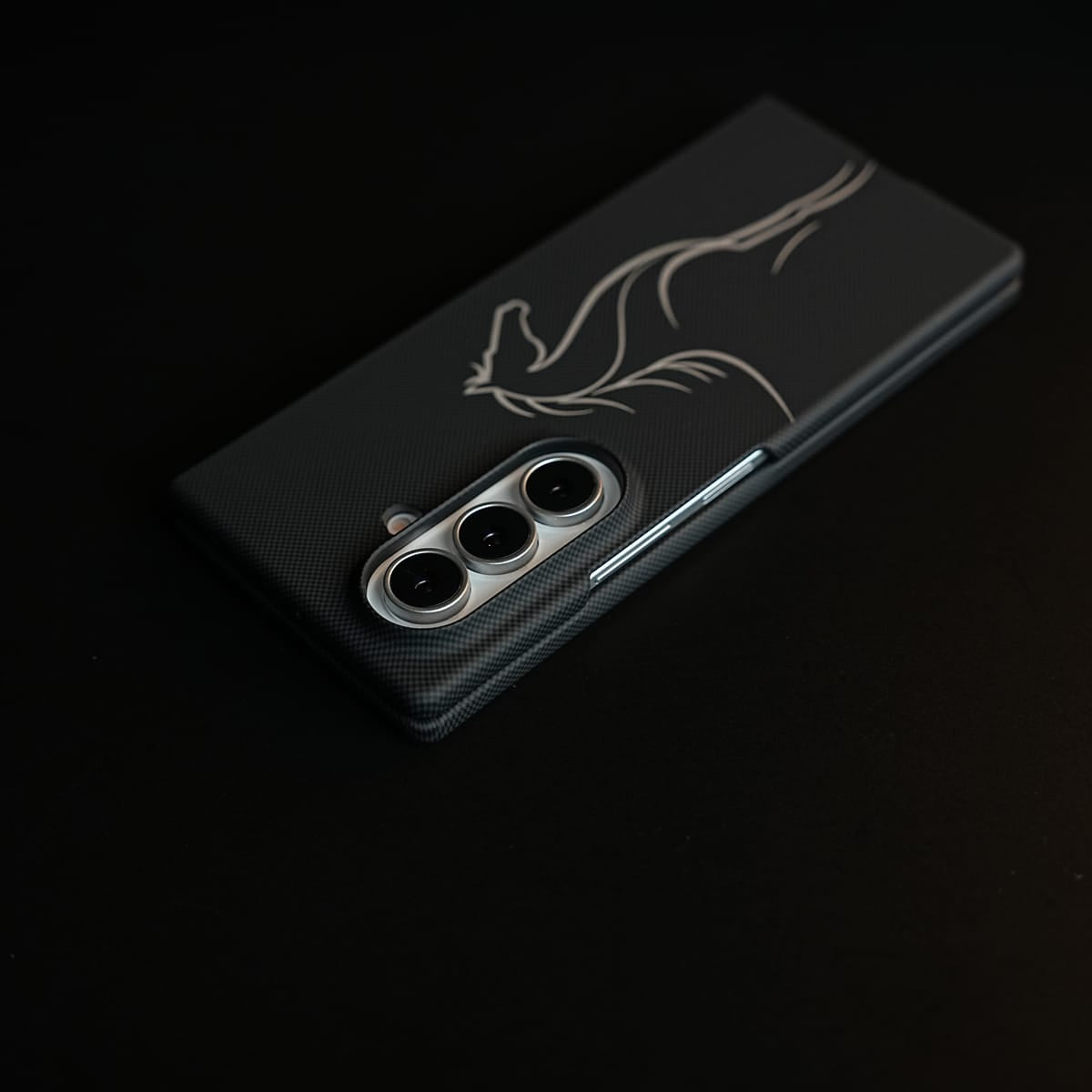 Aramid Design Hard Pc Case for Samsung Galaxy Z Fold 8 Ultra | MagSafe Cover | Horse