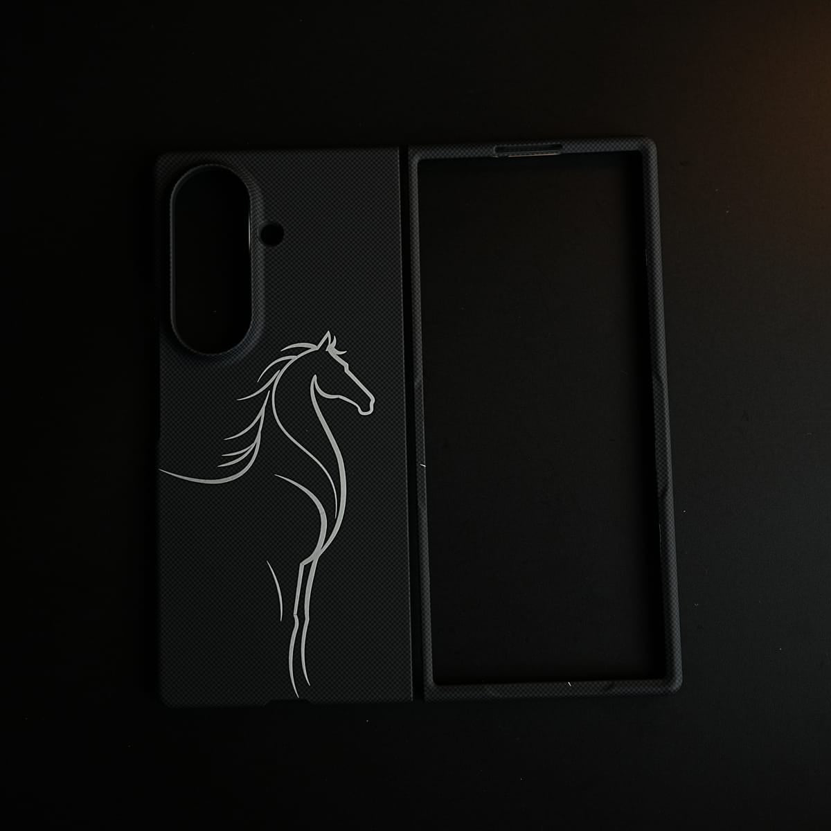 Aramid Design Hard Pc Case for Samsung Galaxy Z Fold 8 Ultra | MagSafe Cover | Horse