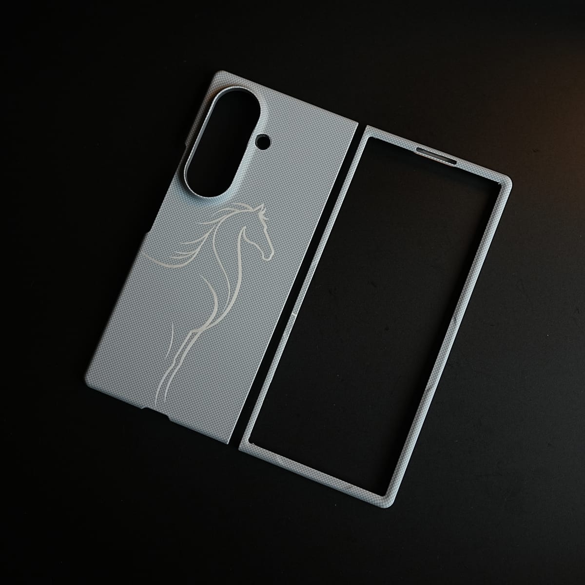 Aramid Design Hard Pc Case for Samsung Galaxy Z Fold 8 Ultra | MagSafe Cover | Horse