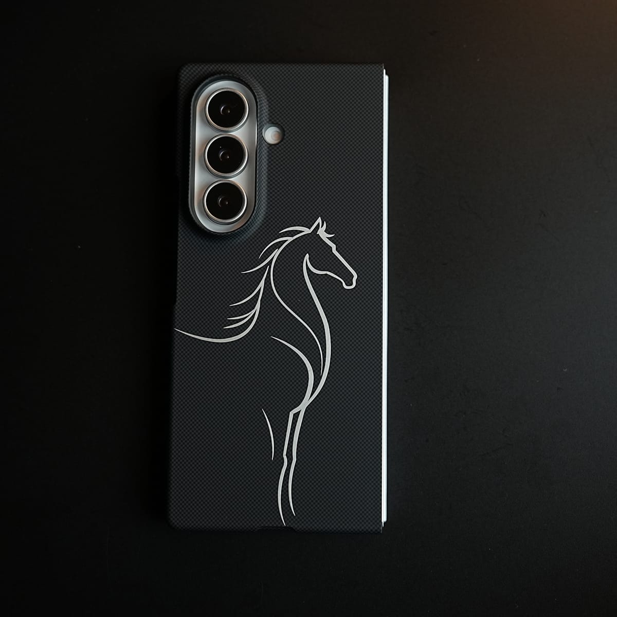Aramid Design Hard Pc Case for Samsung Galaxy Z Fold 8 Ultra | MagSafe Cover | Horse
