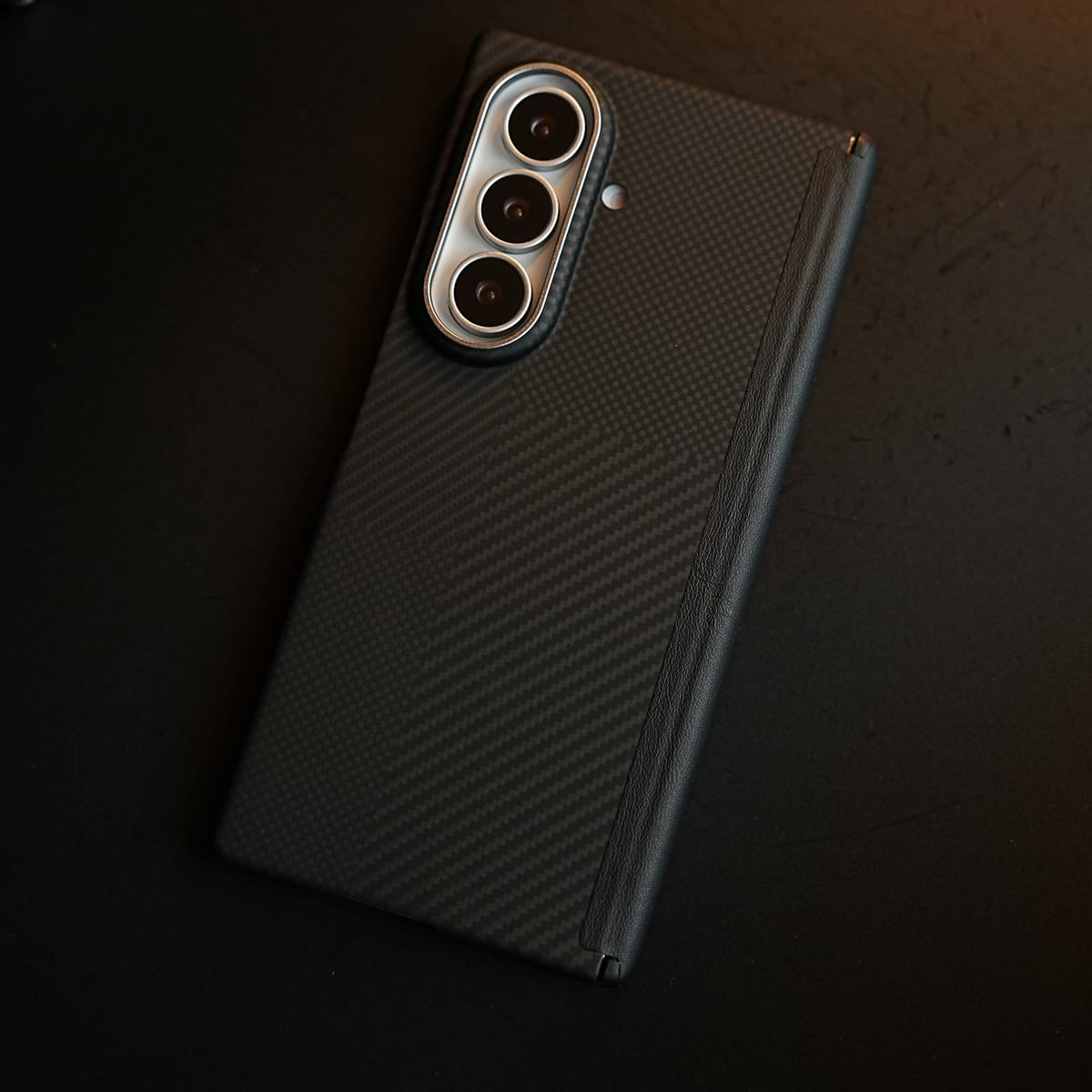 Slim Carbon Fiber Texture Case for Samsung Galaxy Z Fold 8 Ultra | Magsafe Compatible
