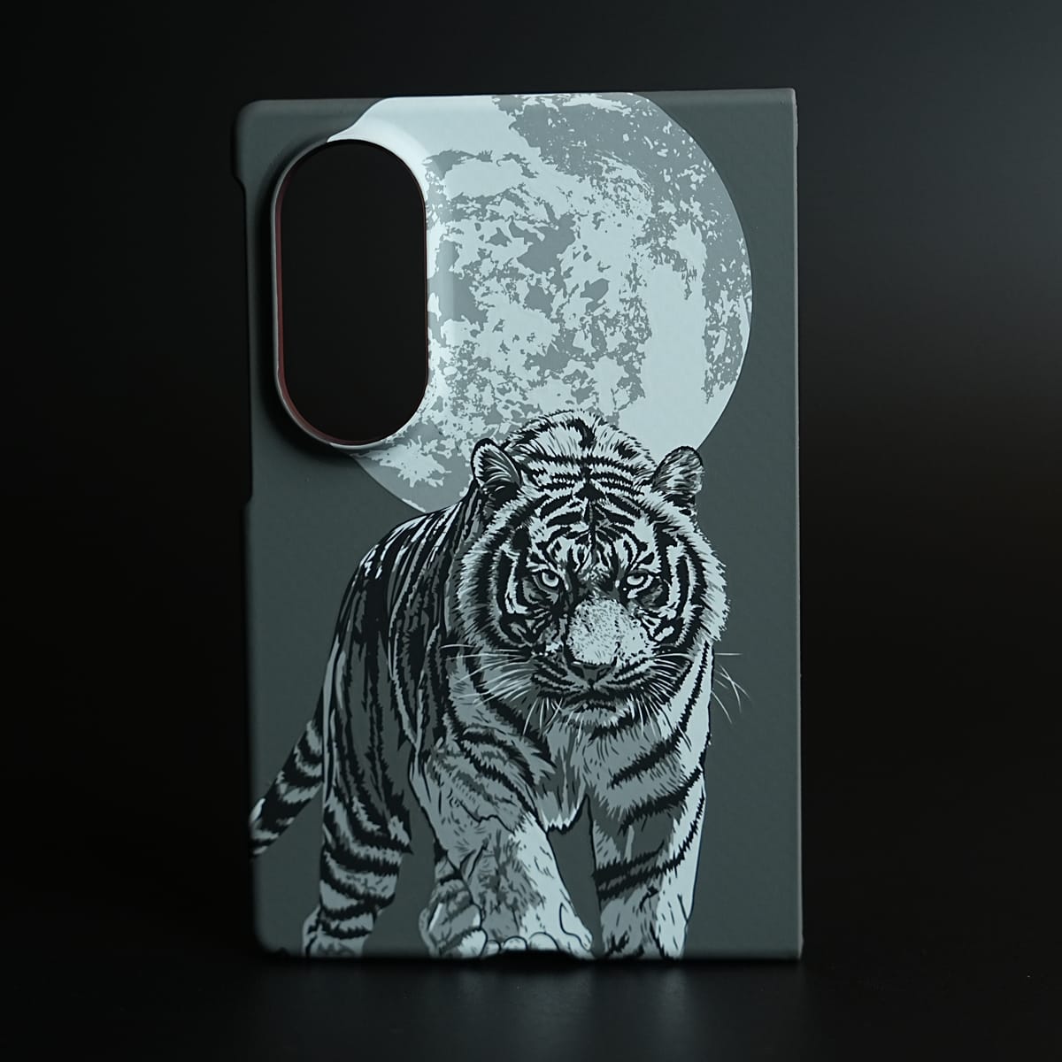 Tiger Printed Hard PC Cover for Samsung Galaxy Z Fold 8 with MagSafe | Shockproof Slim Protection