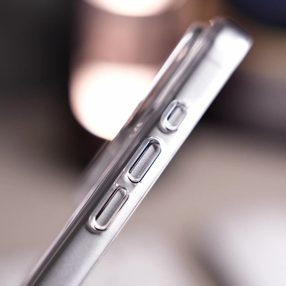 iPhone 17 Series Clear PC Magnetic Phone Case