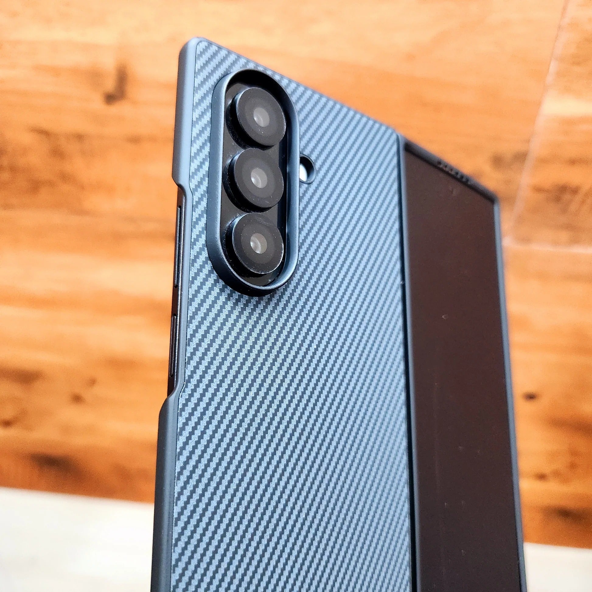 Samsung Galaxy Z Fold7 Slim Carbon Fiber Textured Matte Case with Inside Cloth