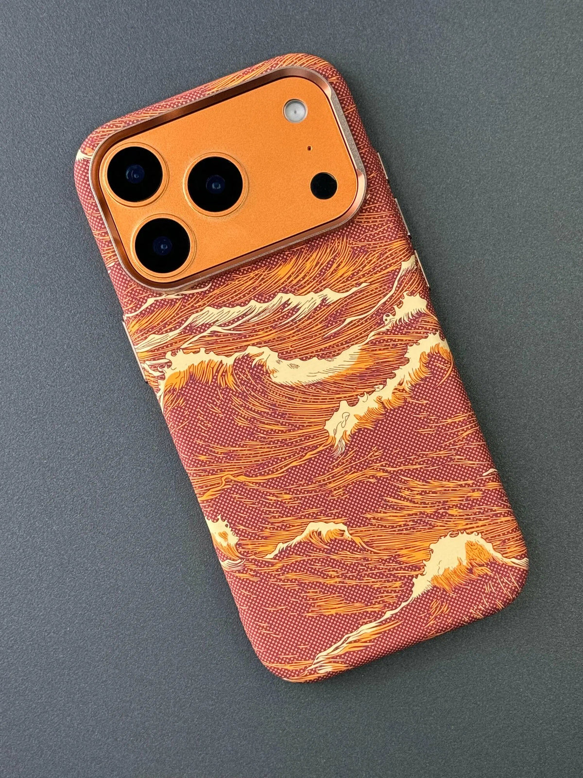 LUXO CARBON MAGSAFE CASE- SEA WAVES PATTERN