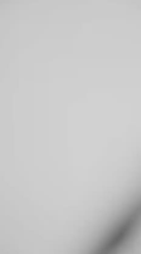 Ny non yellow 17 Look New Metal Ring Case for iPhone