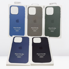 High-Quality Silicone Case with IC MagSafe Working for the iPhone 15 Series