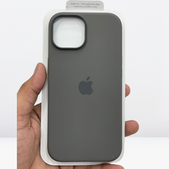 High-Quality Silicone Case with IC MagSafe Working for the iPhone 15 Series