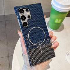 sunset-grid-carbon-weave-magsafe-case