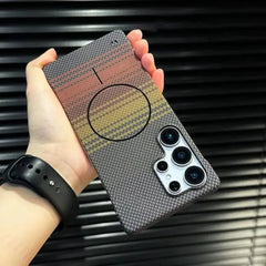 sunset-grid-carbon-weave-magsafe-case